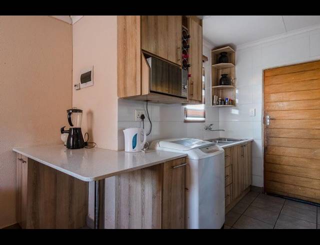 3 BEDROOM HOUSE FOR SALE IN SKY CITY